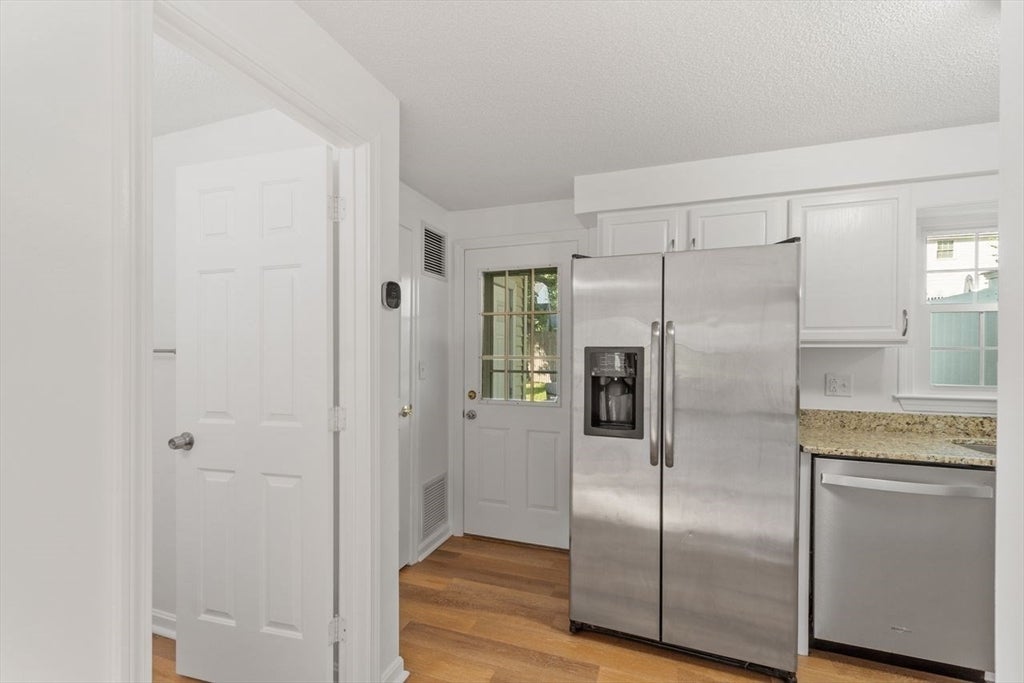 2701 Forest Park Drive #2701, Auburn, MA, 2701 Forest Park Drive #2701, Auburn, MA Photo #4