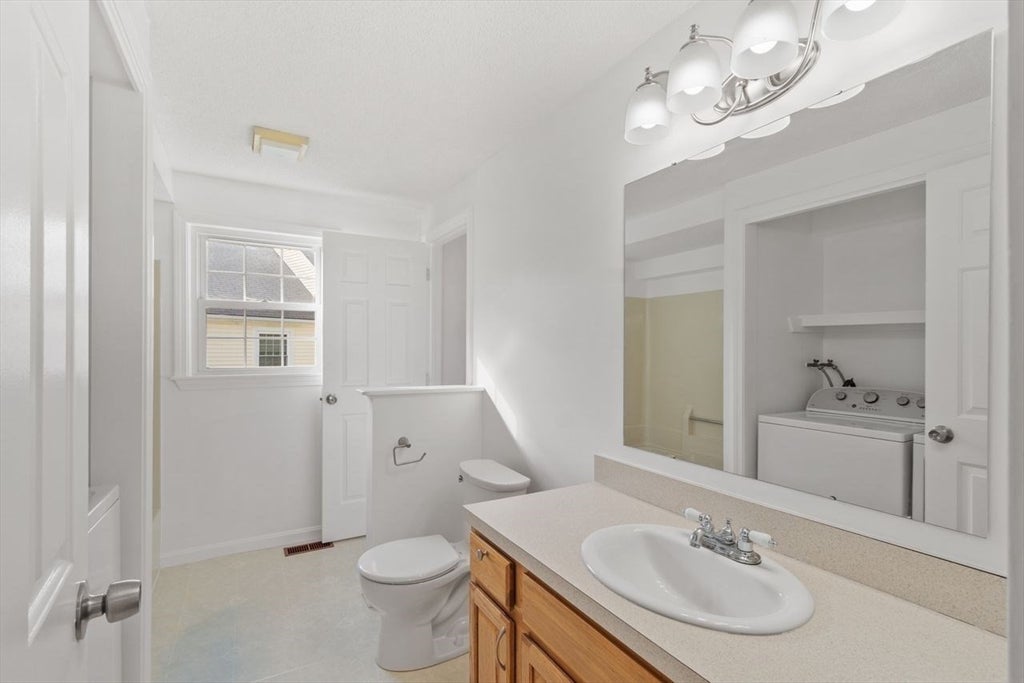 2701 Forest Park Drive #2701, Auburn, MA, 2701 Forest Park Drive #2701, Auburn, MA Photo #18