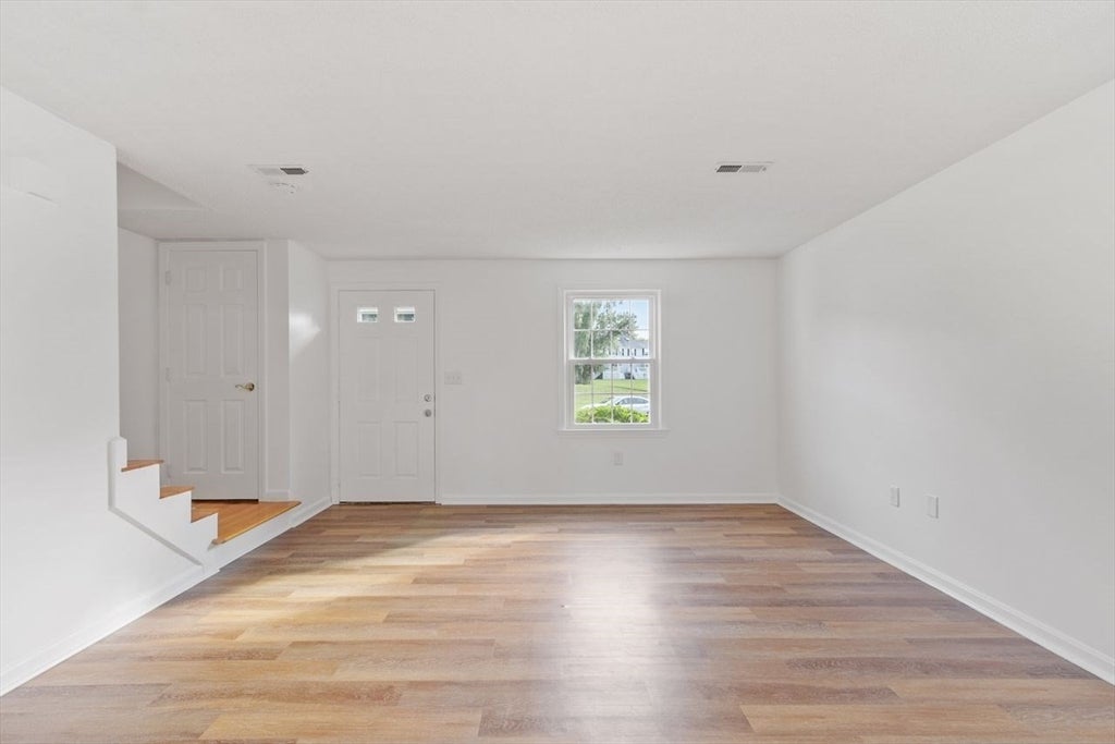2701 Forest Park Drive #2701, Auburn, MA, 2701 Forest Park Drive #2701, Auburn, MA Photo #8