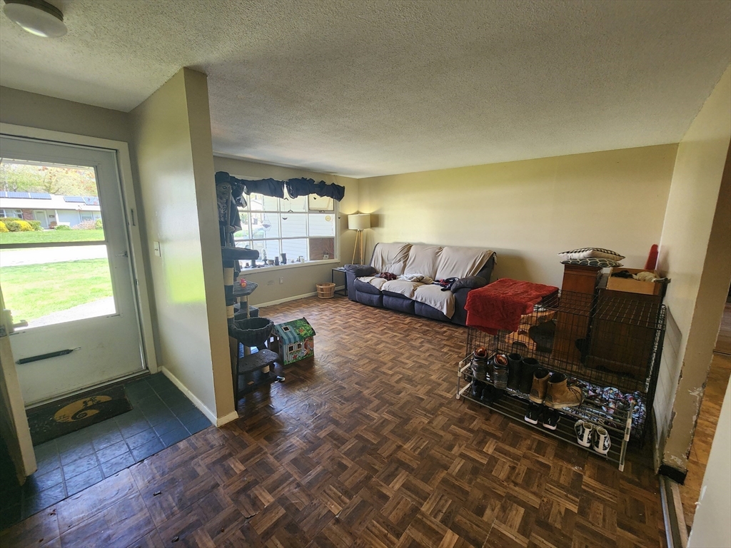 15 Ithica Road
