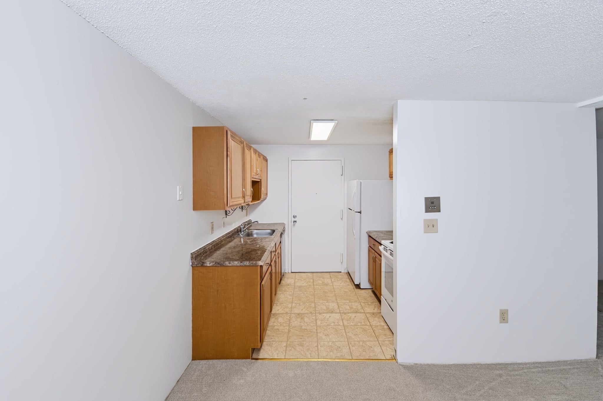 50 Silver Hill Ln #5, Natick, MA, 50 Silver Hill Ln #5, Natick, MA Photo #7