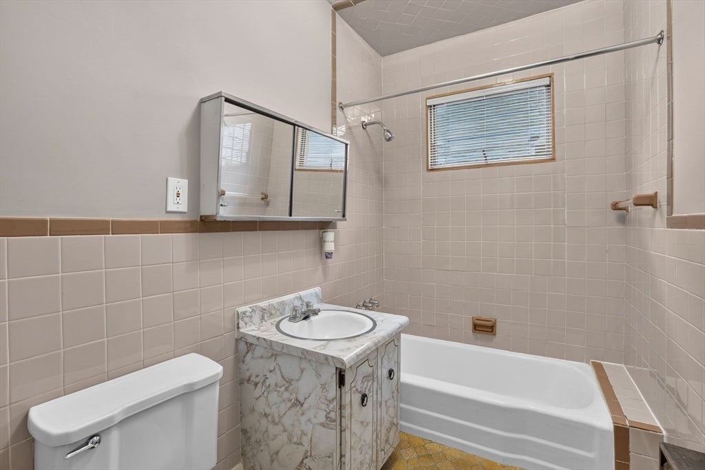 143-145 Middlesex Ave, Medford, MA, 143-145 Middlesex Ave, Medford, MA Photo #32