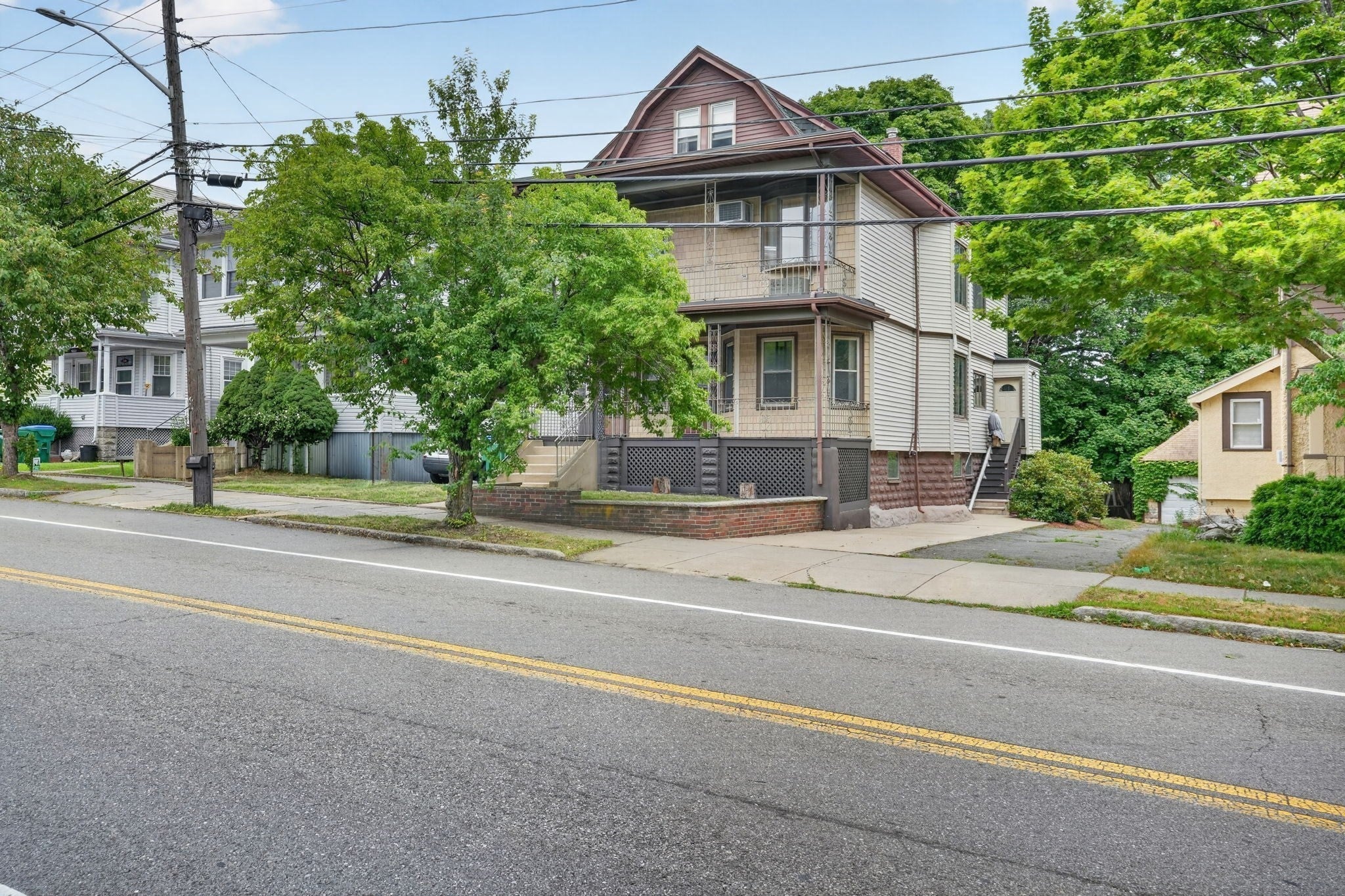 143-145 Middlesex Ave