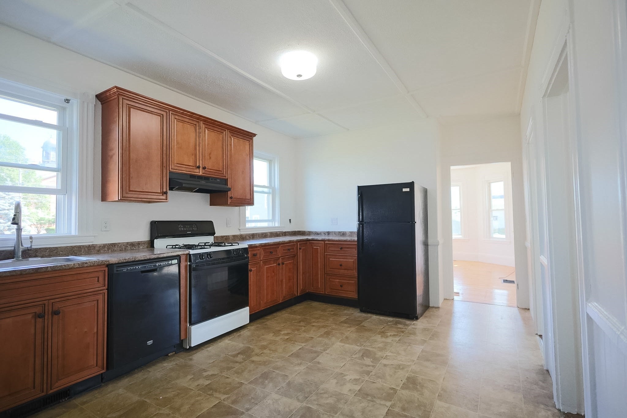 19 Central Street #1, Whitman, MA Photo #4