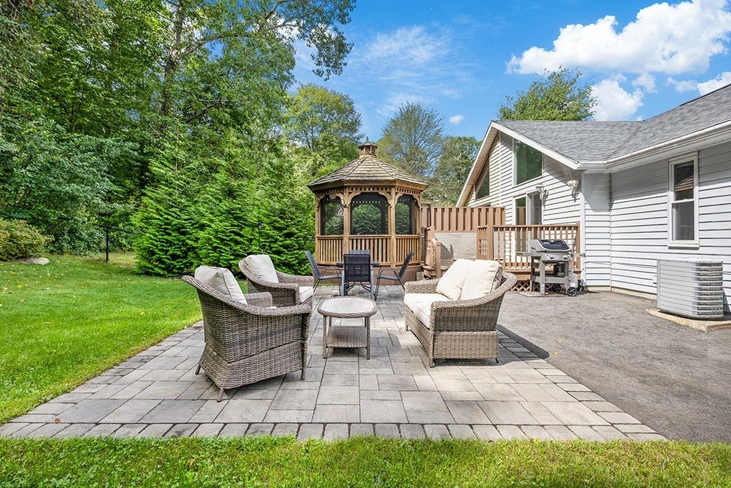 31 Acorn Dr #31, Randolph, MA, 31 Acorn Dr #31, Randolph, MA Photo #22