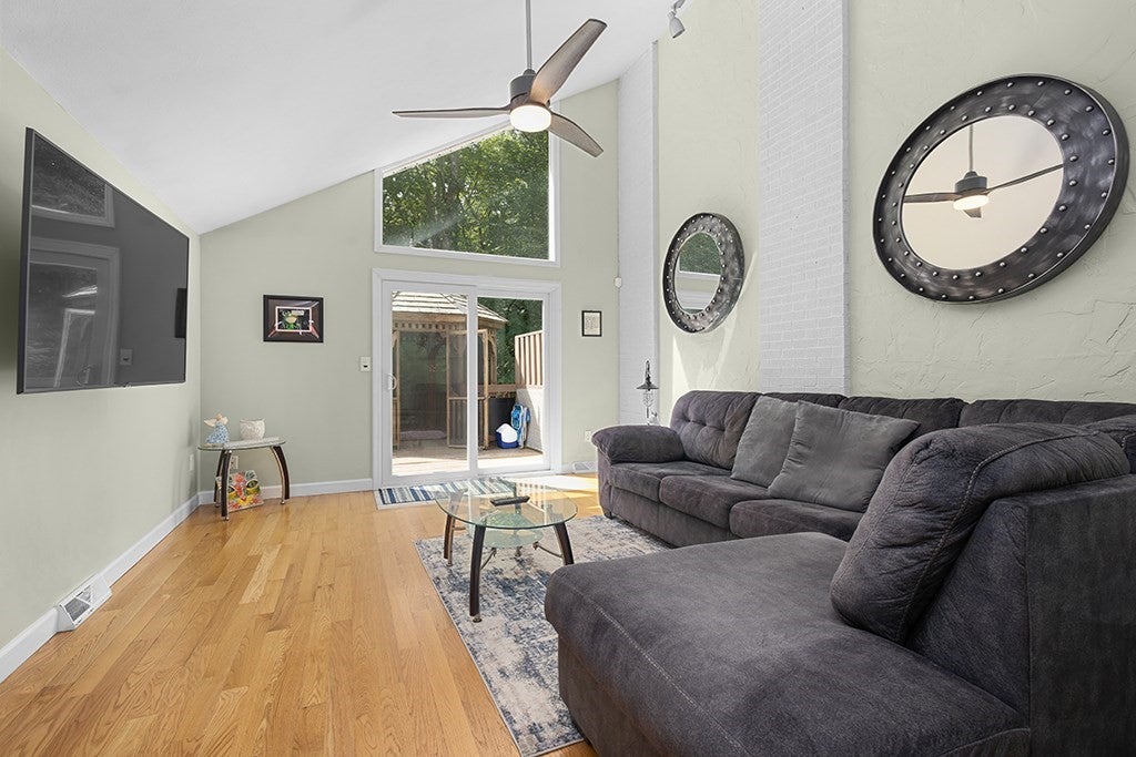 31 Acorn Dr #31, Randolph, MA, 31 Acorn Dr #31, Randolph, MA Photo #12