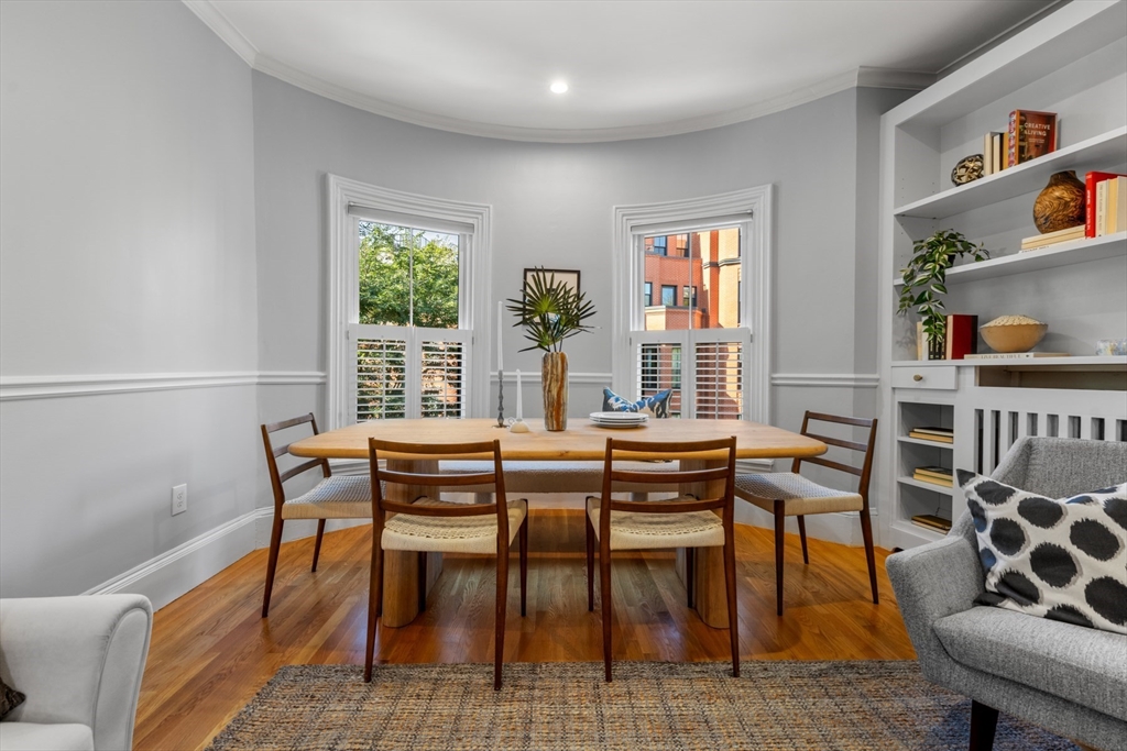 221 West Springfield St 3