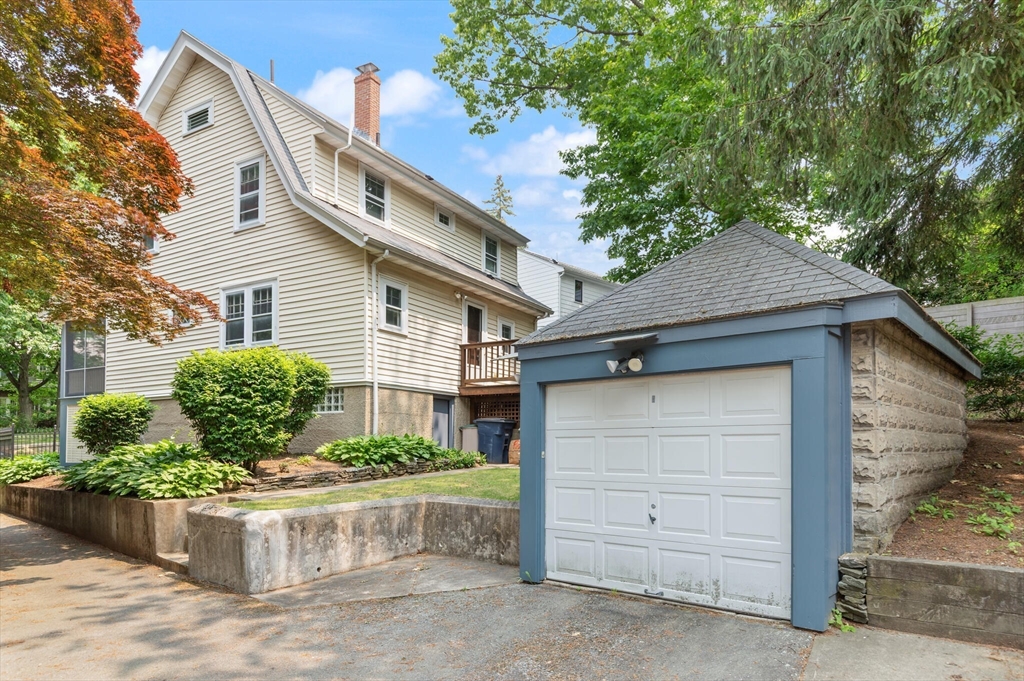 51 Southbourne Rd