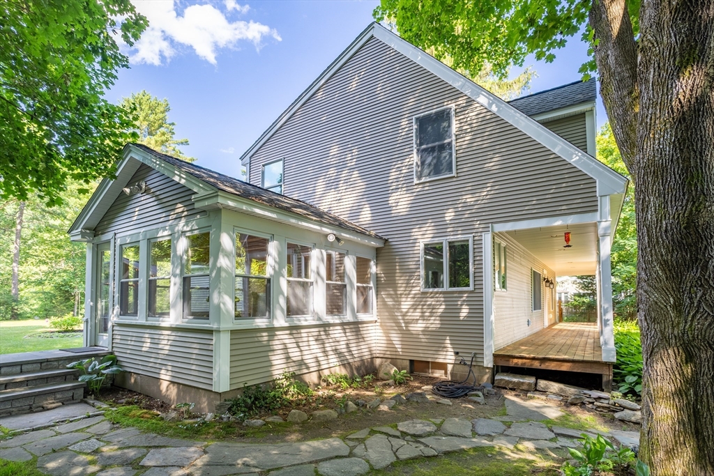 377 Main St