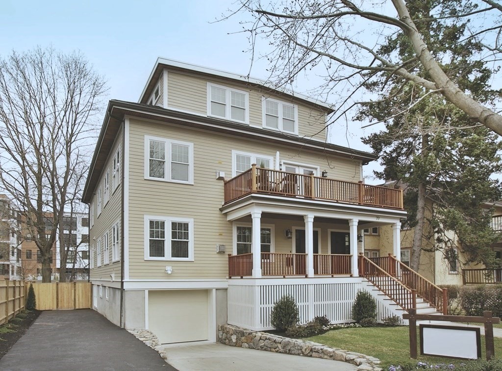 Photo of 77 Verndale St, Brookline, MA