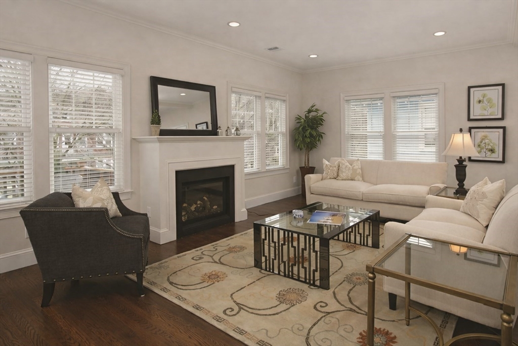 77 Verndale St 2