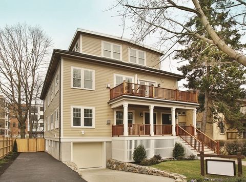 Photo of 77 Verndale St #2, Brookline, MA 02446 (MLS # 73519672)