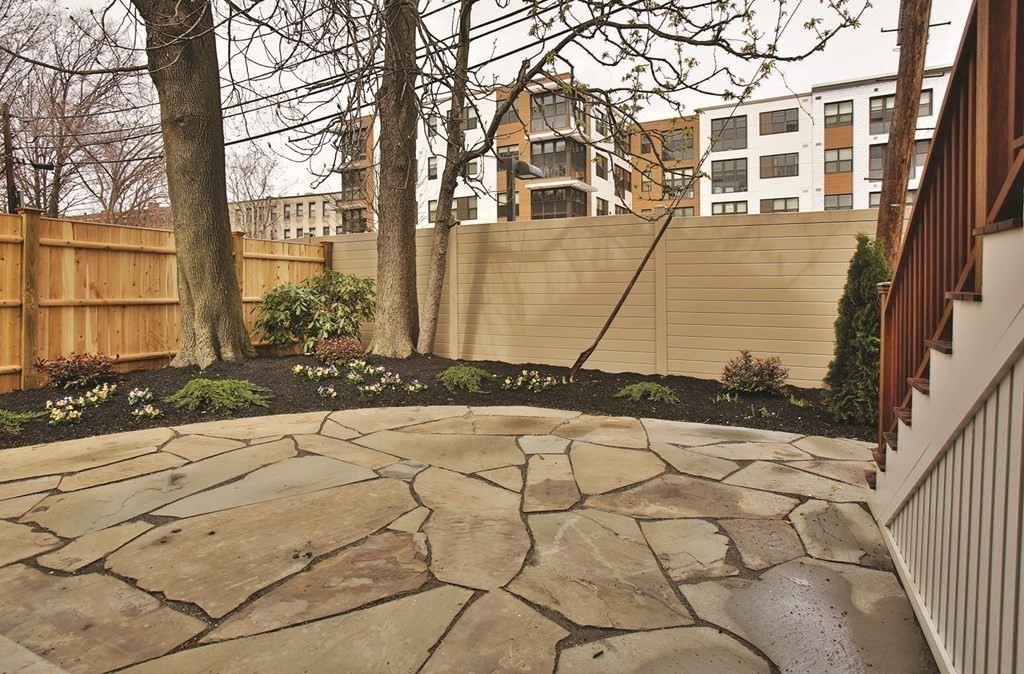 77 Verndale St #2, Brookline, MA Photo #7