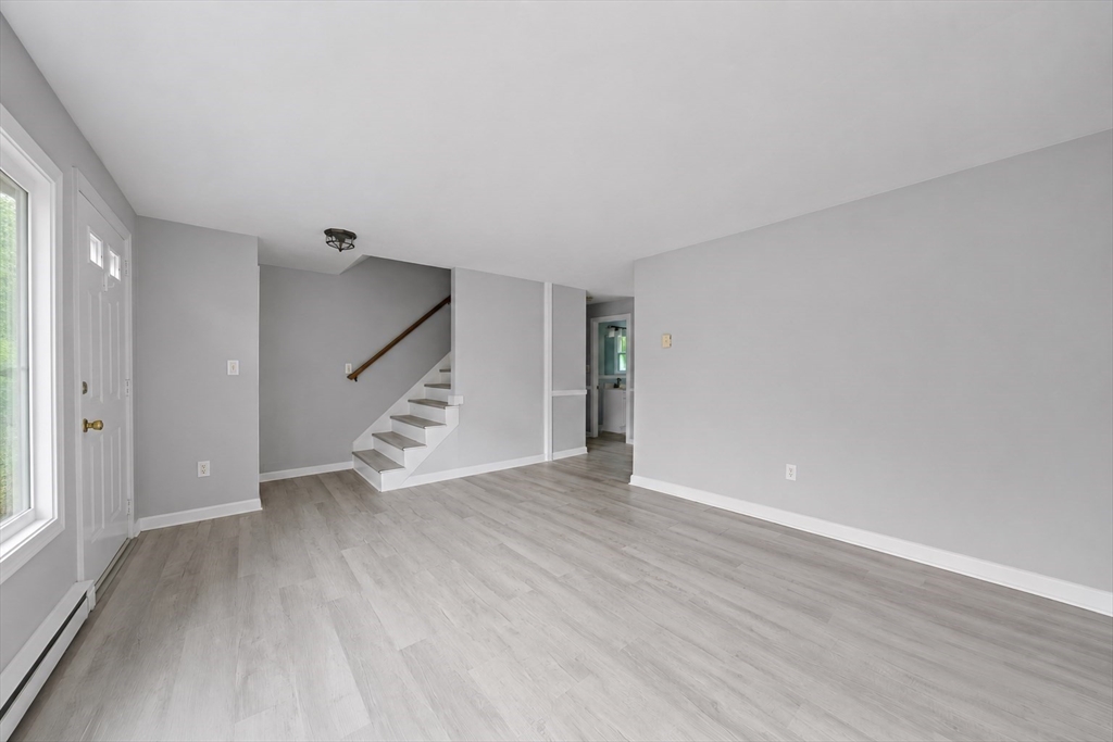 18 Cedar Sq 18