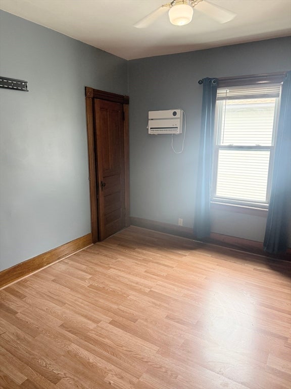 50 Perry Ave 3