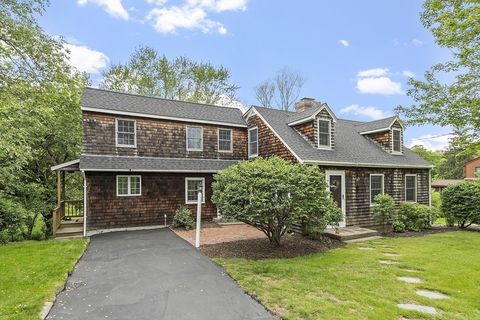 153 Tahattawan Rd Littleton MA 01460