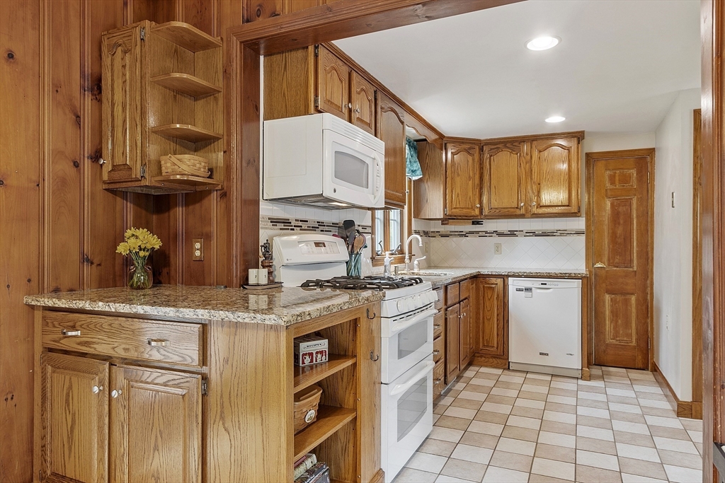 153 Tahattawan Rd
