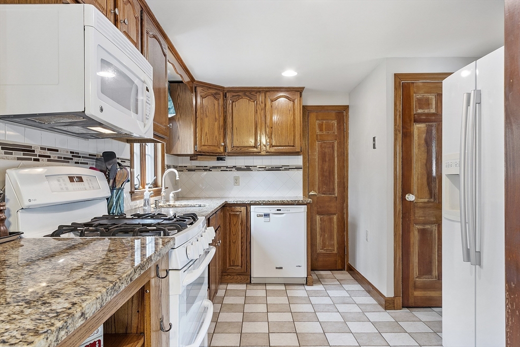 153 Tahattawan Rd