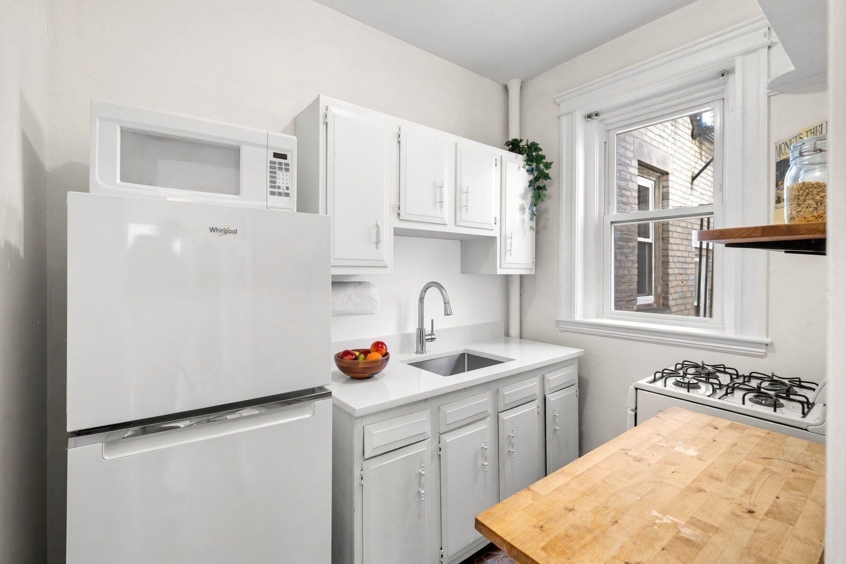 1840 Commonwealth Ave #8, Boston, MA Photo #9