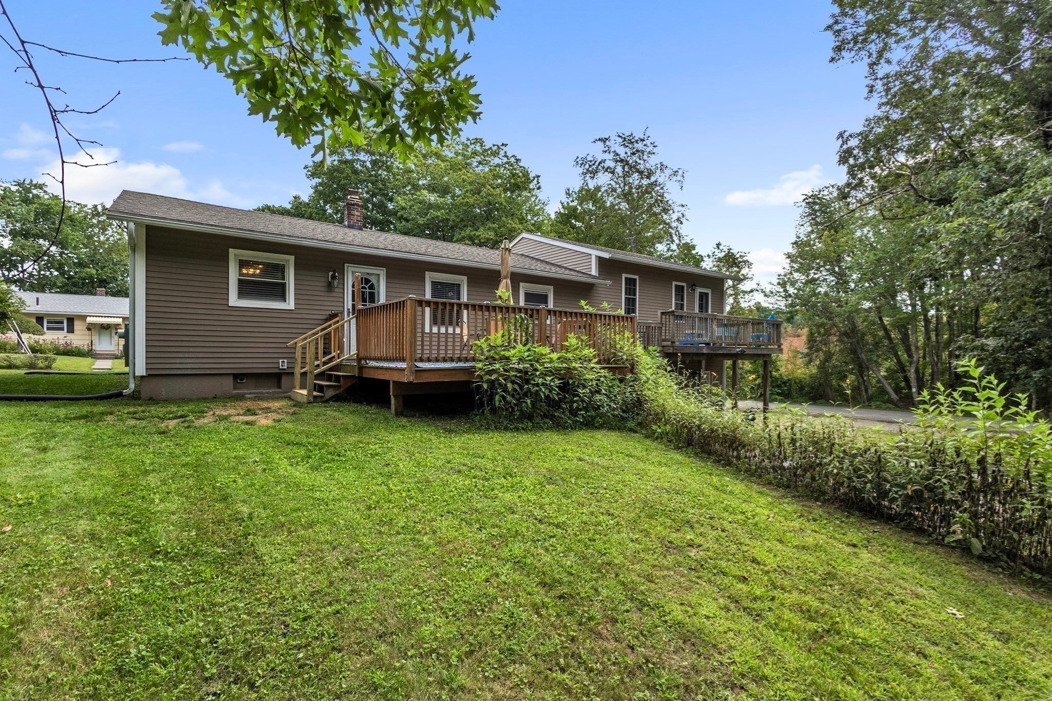 6 Pitcairn Ave, Leicester, MA Photo #24