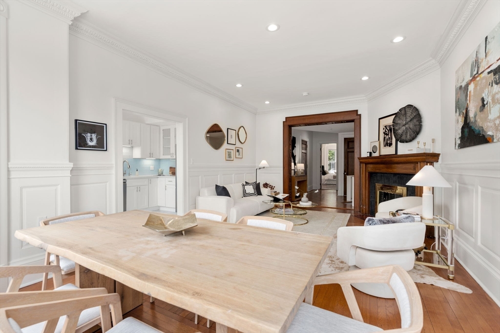 31 Bay State Road 1