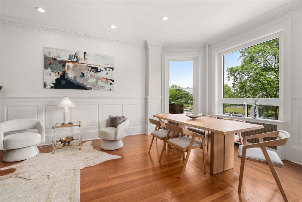 31 Bay State Road 1