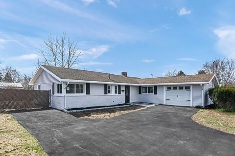 885 Court St Brockton MA 02302