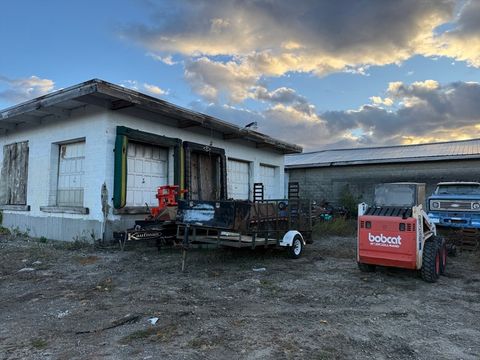 477 Hartford Ave W Uxbridge MA 01569