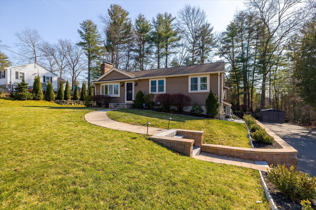 17 Jonathan Dr