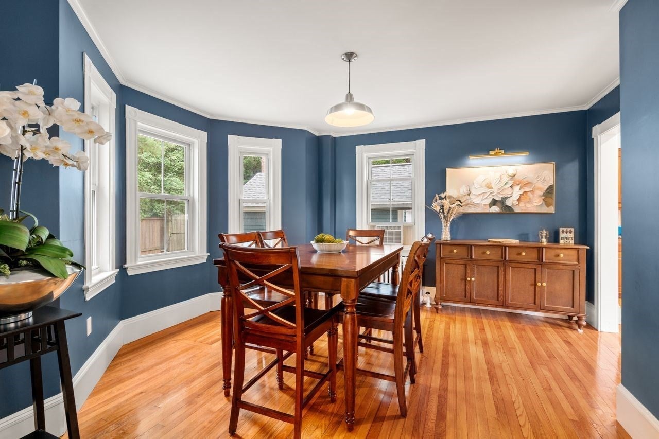 28 River Road
