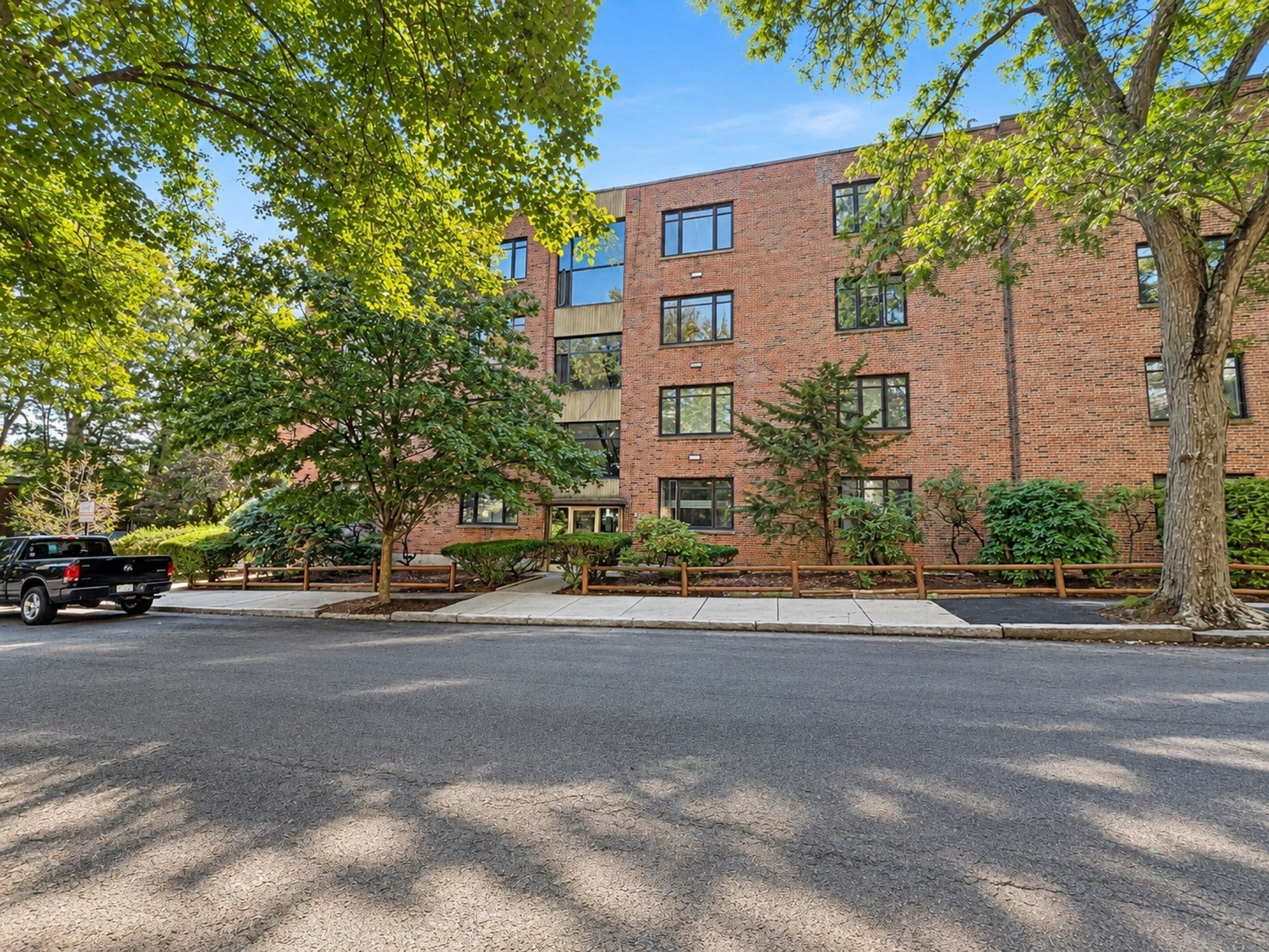 86 Griggs Rd #14, Brookline, MA, 86 Griggs Rd #14, Brookline, MA Photo #30