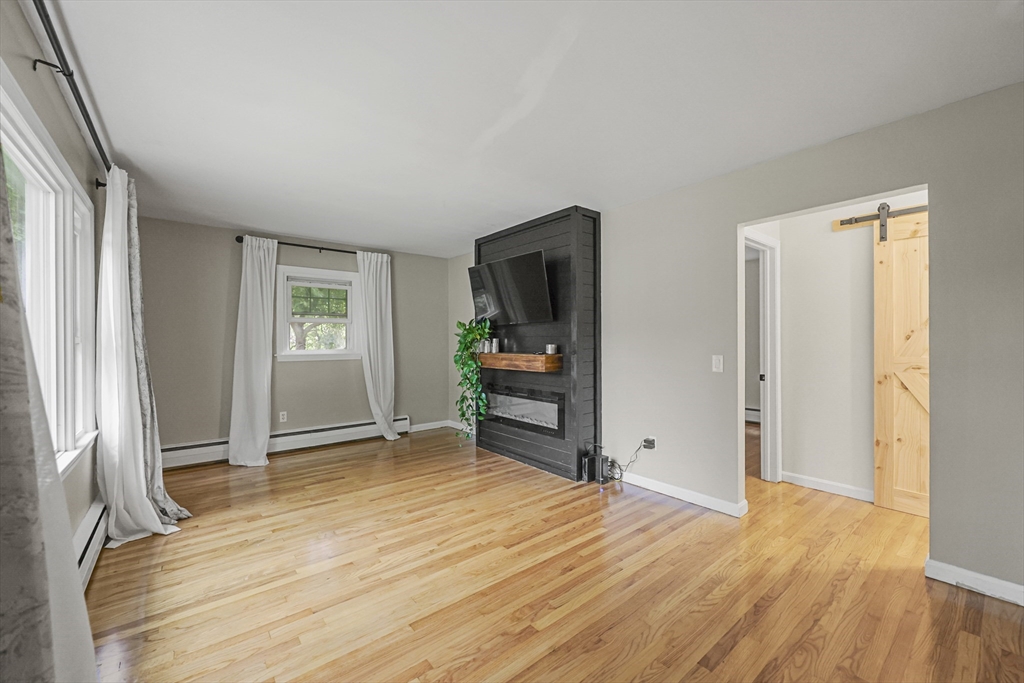 40 Jeffrey Dr