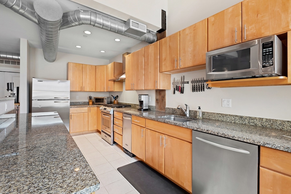 4 Powder Mill Sq 107