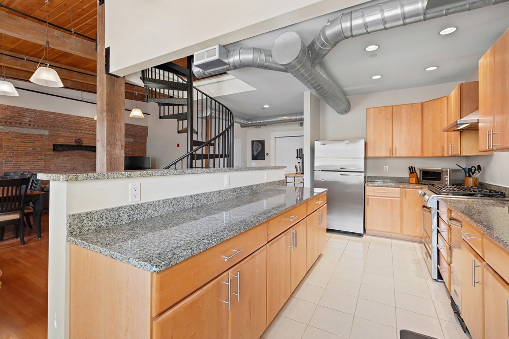 4 Powder Mill Sq 107