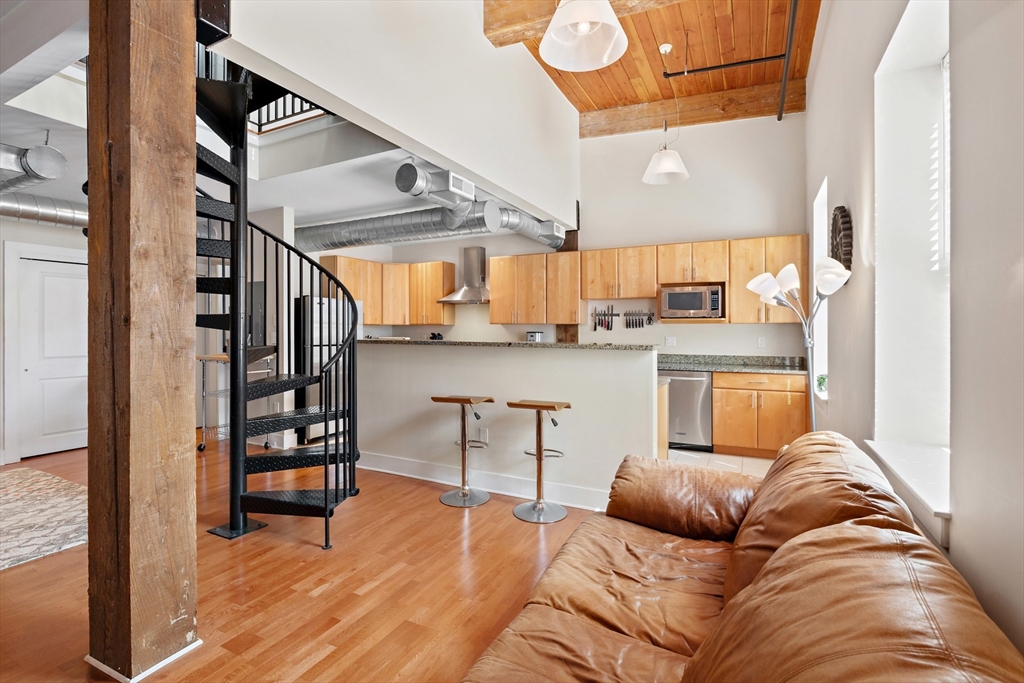 4 Powder Mill Sq 107