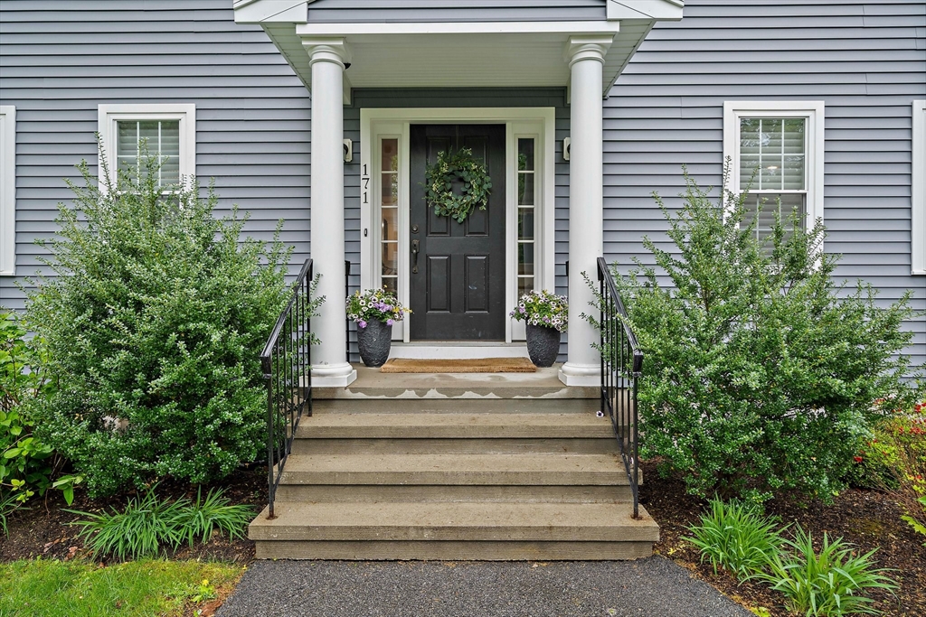 171 Vernon St