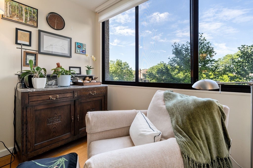 1731 Beacon Street #402, Brookline, MA Photo #10