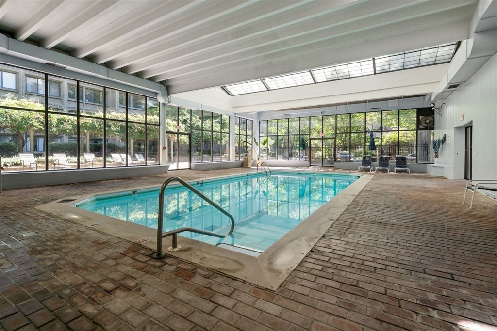 1731 Beacon Street #402, Brookline, MA Photo #21