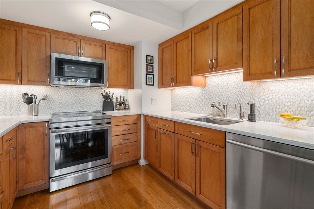 1731 Beacon Street #402, Brookline, MA Photo #6