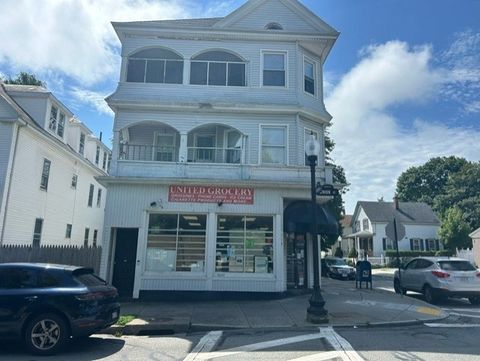 Photo of 516 Union St #2, New Bedford, MA 02740 (MLS # 73464258)