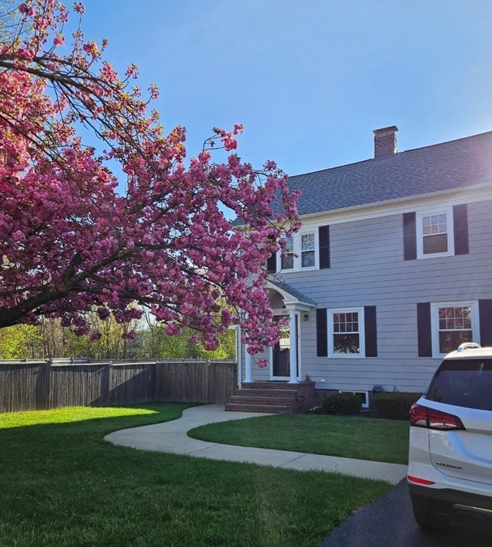 310 W Main St