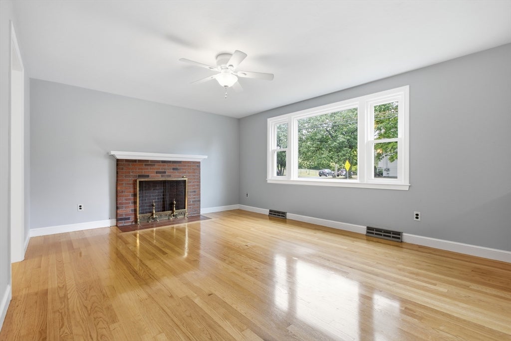 203 Hobart St, Braintree, MA, 203 Hobart St, Braintree, MA Photo #6