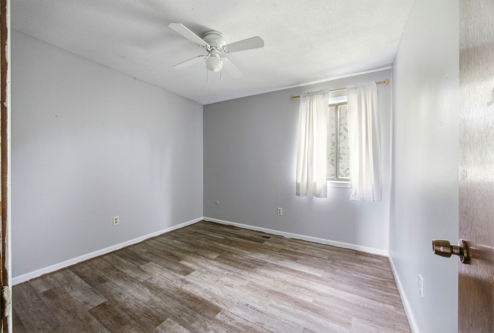 220 Beekman Dr #220, Agawam, MA Photo #19