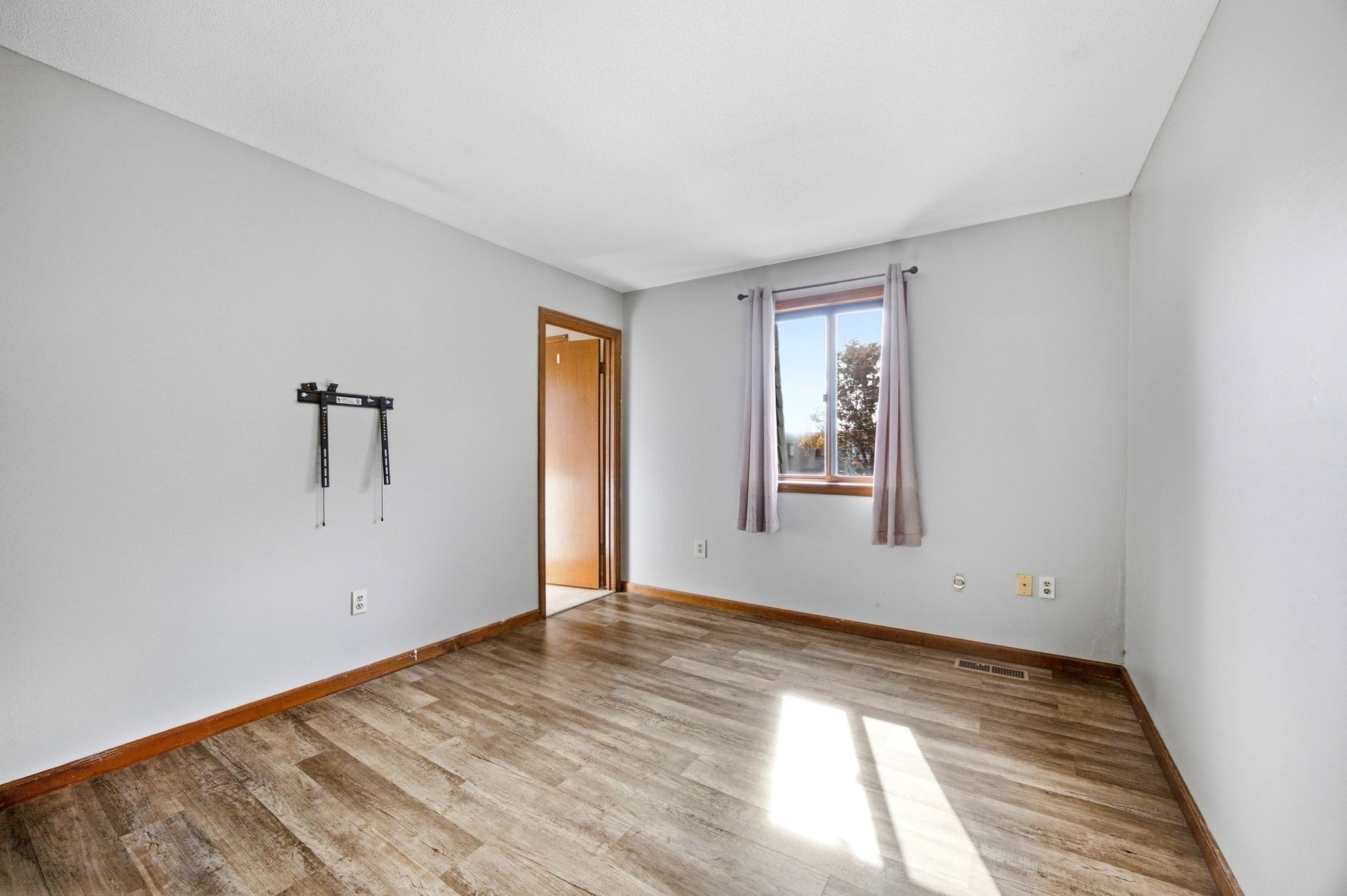 220 Beekman Dr #220, Agawam, MA Photo #17
