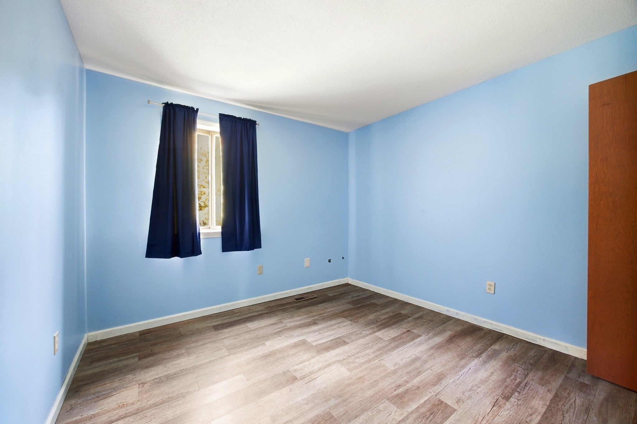 220 Beekman Dr #220, Agawam, MA Photo #22