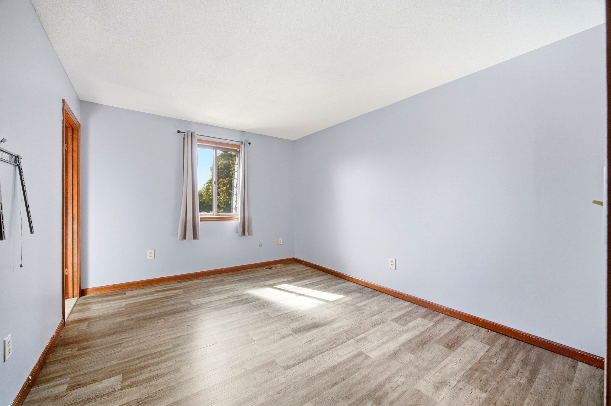 220 Beekman Dr #220, Agawam, MA Photo #18