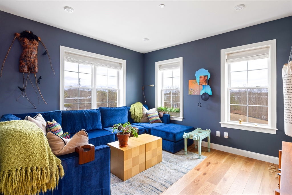 50 Coppersmith Way 5-301