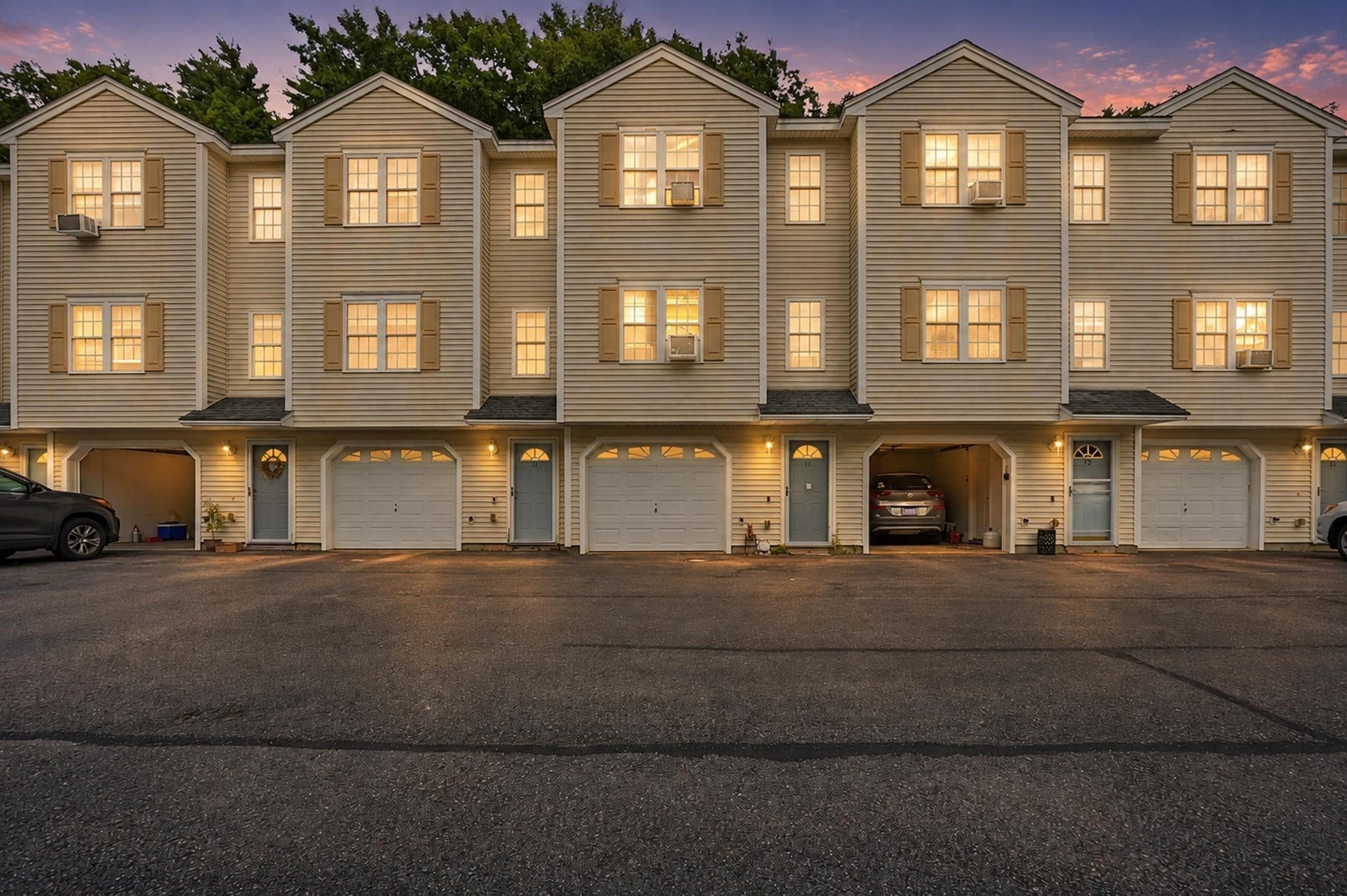 Photo of 350 Riverbend St, Athol, MA