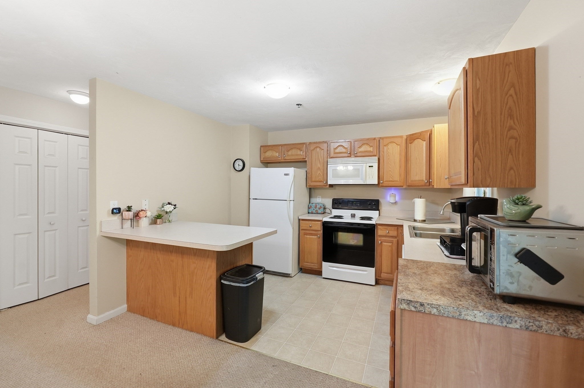 350 Riverbend St 111