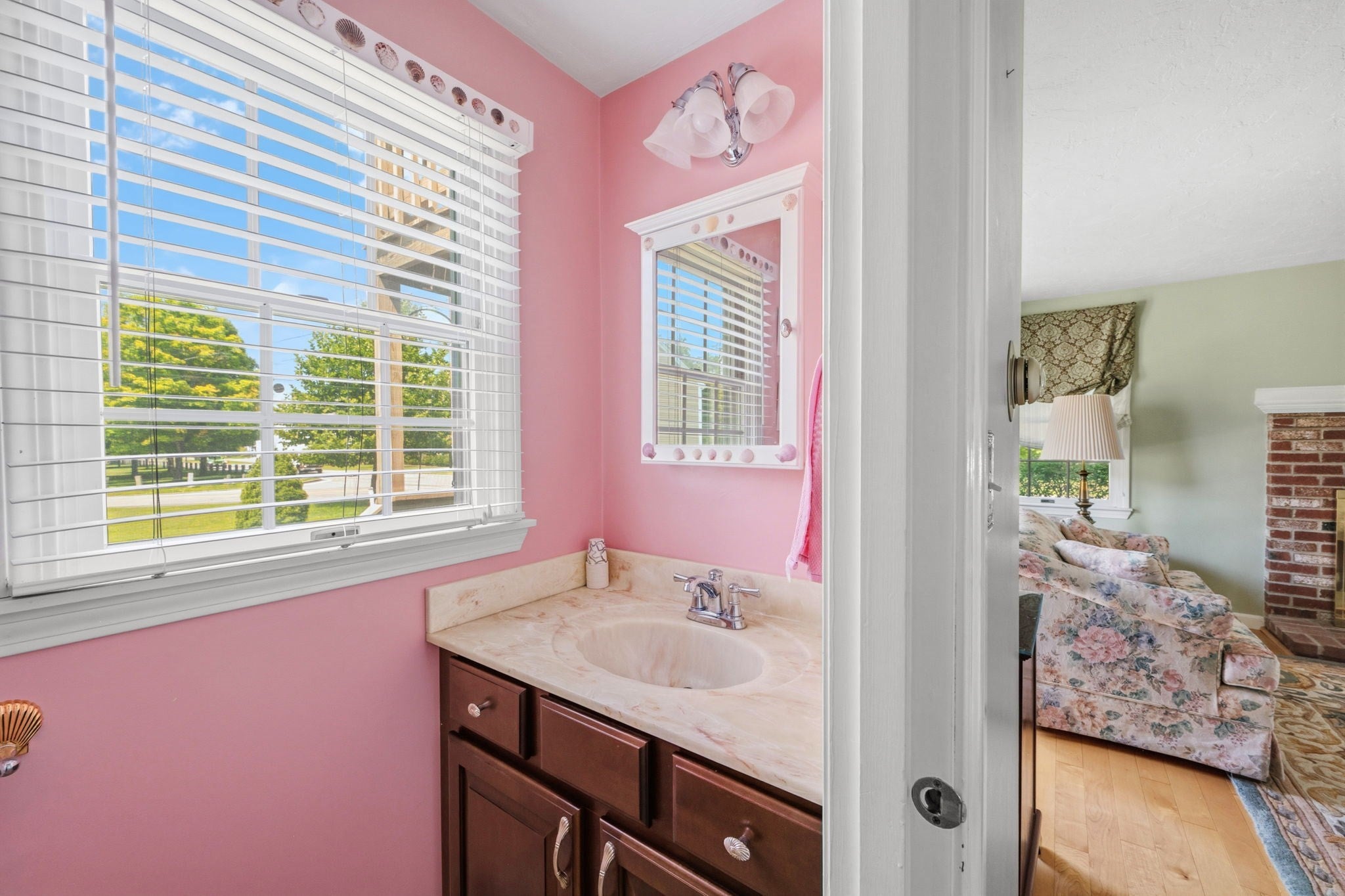 279 Central St #279, East Bridgewater, MA Photo #13